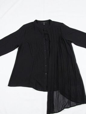 Black Pleated Asymmetric Button-Front Women’s Top